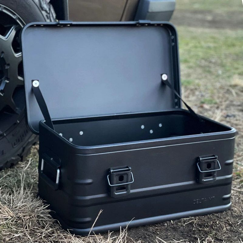 新品送料込み　 アルミコンテナ　30L　フルカスタム　ブラックカラー　キャンプ アルミ コンテナ ボックス 30L カスタムベース フルセット