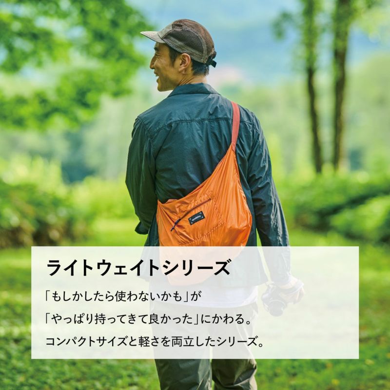 asobito アソビト ライトウェイトフラットポーチ A5 オレンジ